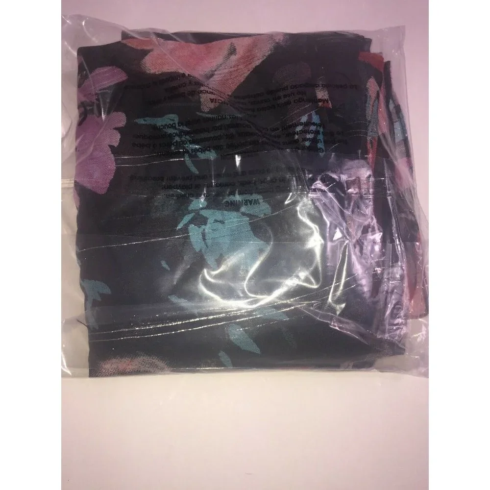 Inc International Concepts Metallic Floral Wrap
